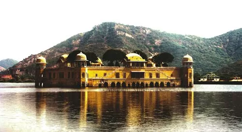 Photo of Jal Mahal, Amer, Jaipur, Rajasthan, India by Parii-neet Jeji