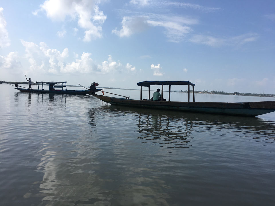 Photo of Chilika Lake, Odisha by Wander with Sakshi