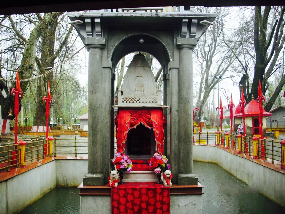 Photo of Kheer Bhawani Temple Kashmiri Pandit, Road Number 57 A, I.P.Extension, Delhi, India by Wander with Sakshi