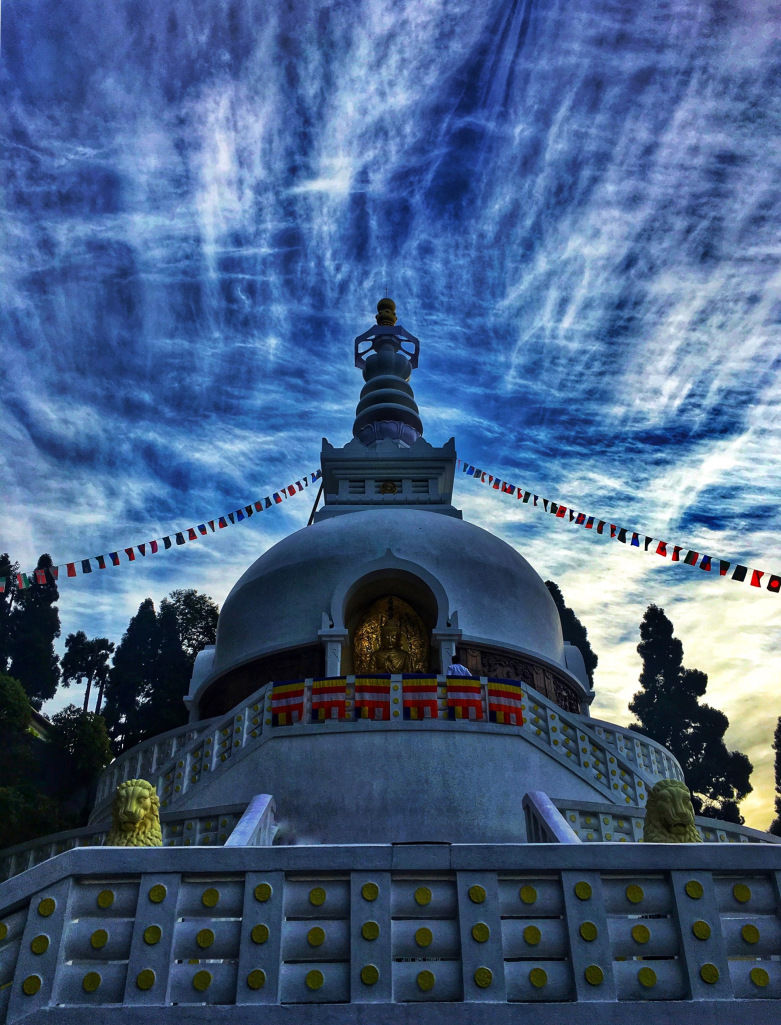 Photo of Darjeeling : Where snow-capped Kanchenjunga meets lush green Tea Gardens 7/19 by Wander with Sakshi