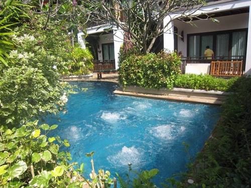 Photo of Take A Break In Krabi, Thailand 4/5 by Natasha Lalwani