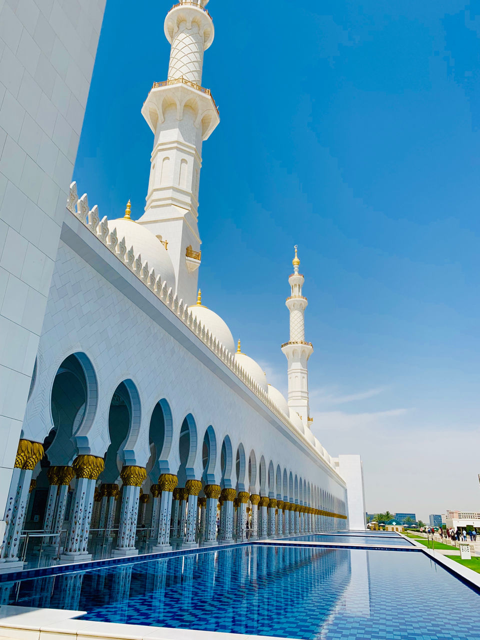 Photo of Abu Dhabi - United Arab Emirates by YellowHighways