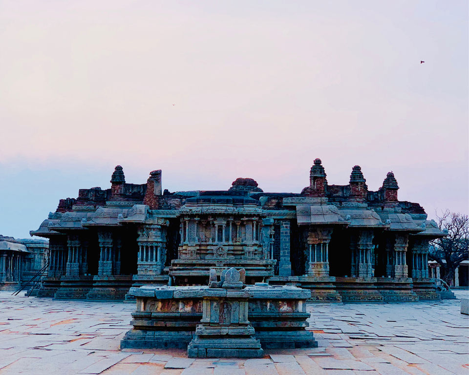 Photo of Vijaya Vittala Temple, Hampi, Karnataka, India by Yellowhighways