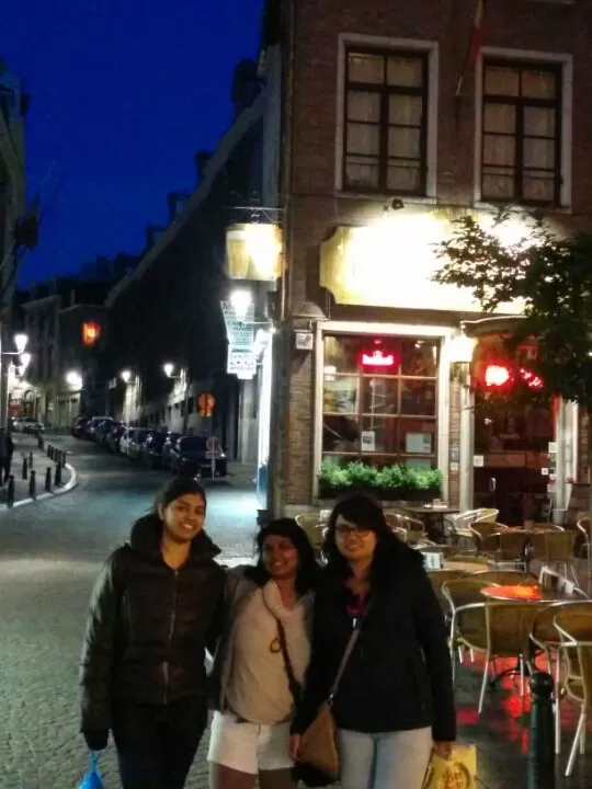Photo of Vieille Halle aux Blés Square 511000 Brussels by Shreyasta Samal