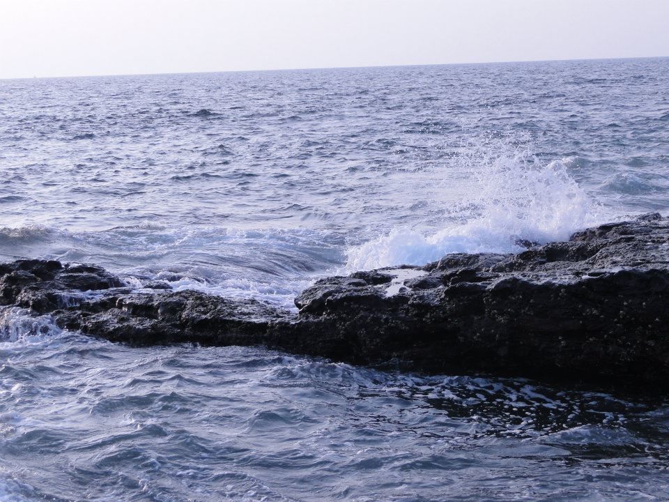 Photo of Tarkarli Beach, Sindhudurg, Maharashtra, India by Niyati Mavinkurve