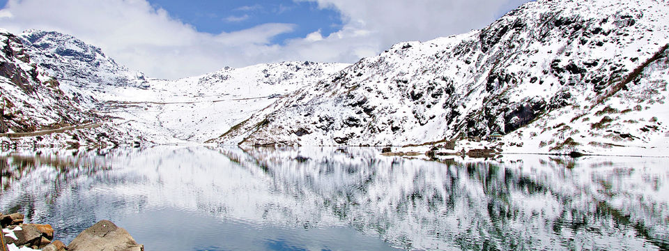 Photo of Tsomgo Lake, East Sikkim, Sikkim, India by Niyati Mavinkurve