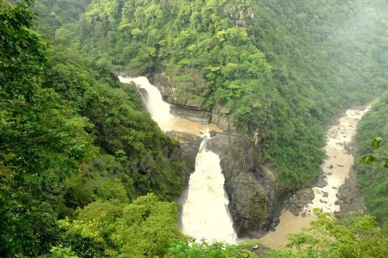 Photo of Magod Falls, Kampli, Karnataka by Niyati Mavinkurve