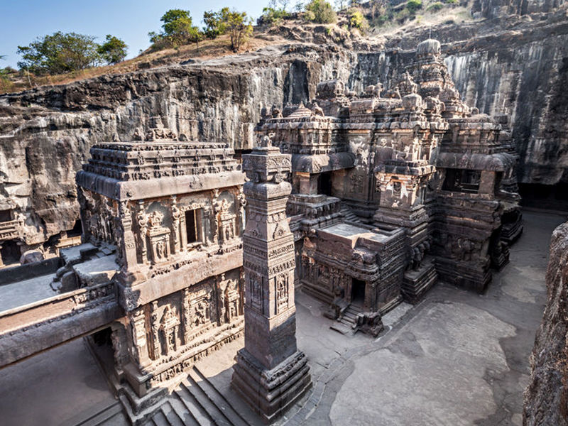 Photo of Ellora Caves, Aurangabad, Maharashtra, India by Niyati Mavinkurve