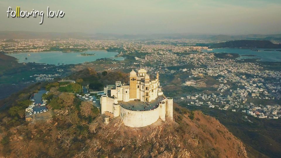 Photo of Monsoon Palace, Sajjan Garh, Kodiyat, Rajasthan, India by Niyati Mavinkurve