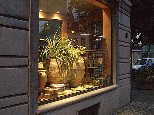 Photo of Raconte-Moi des Salades, Place du Châtelain, Ixelles, Belgium by Hannah