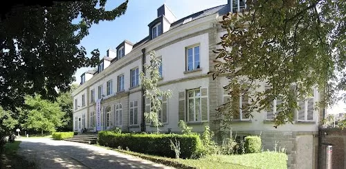Photo of No Concept Doyenné, Rue du Doyenné, Uccle, Belgium by Hannah