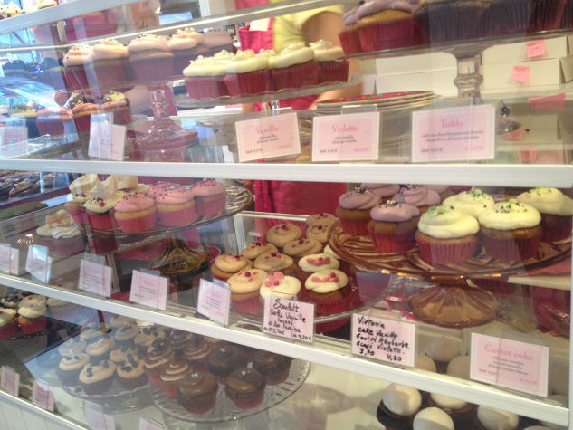 Photo of Brussels: Shopping, eating out and a little culture 16/17 by Hannah