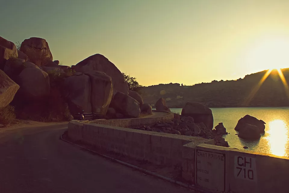 Photo of Sanapur Lake, Sanapur, Karnataka, India by Pranab