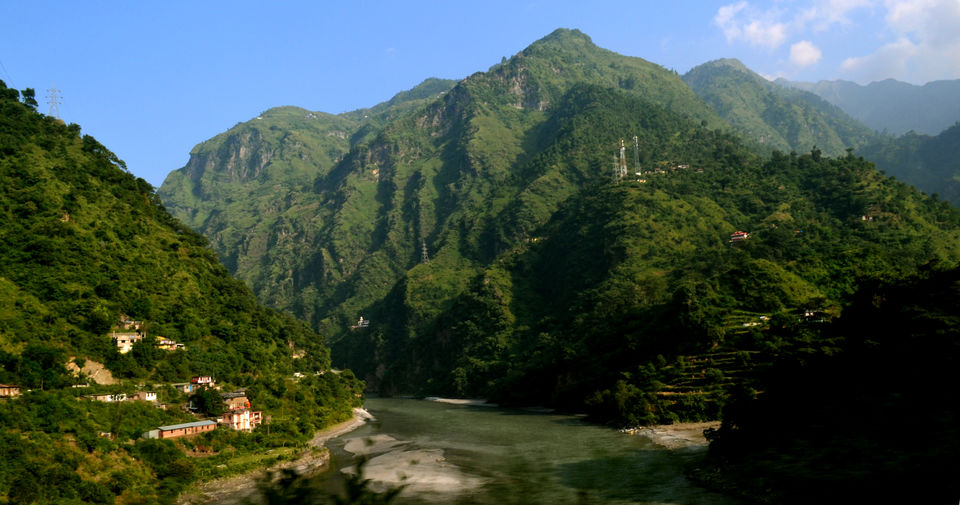 Photo of Chasing the Beas - Shimla - Manali Road Trip by Meenhaz Imran