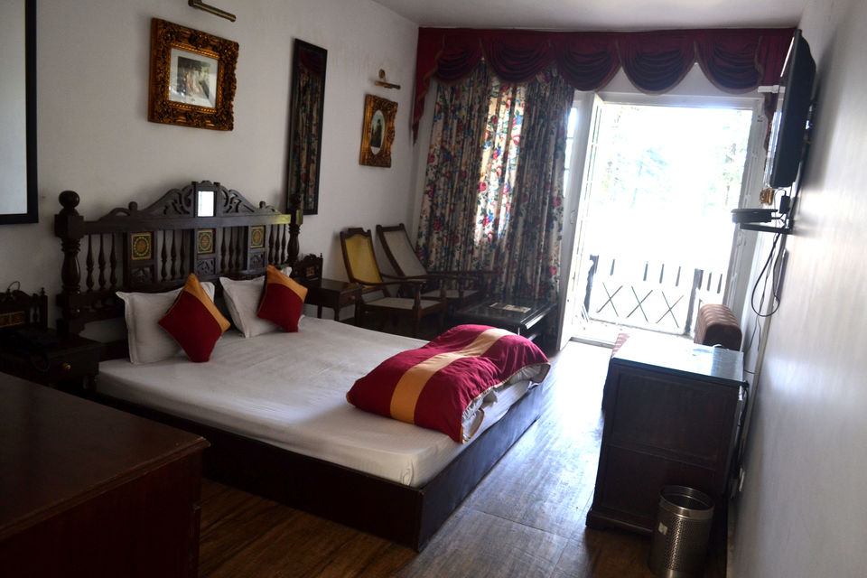 Photo of Shimla British Resorts - A Review 10/15 by Meenhaz Imran