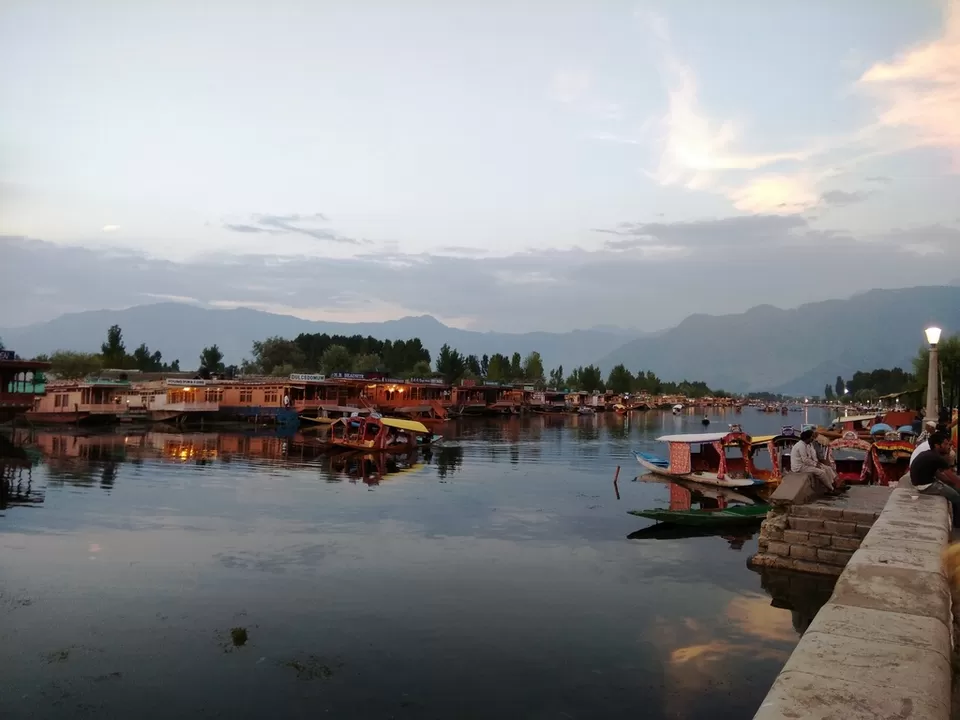 Photo of Dal Lake by Ravindra sharma
