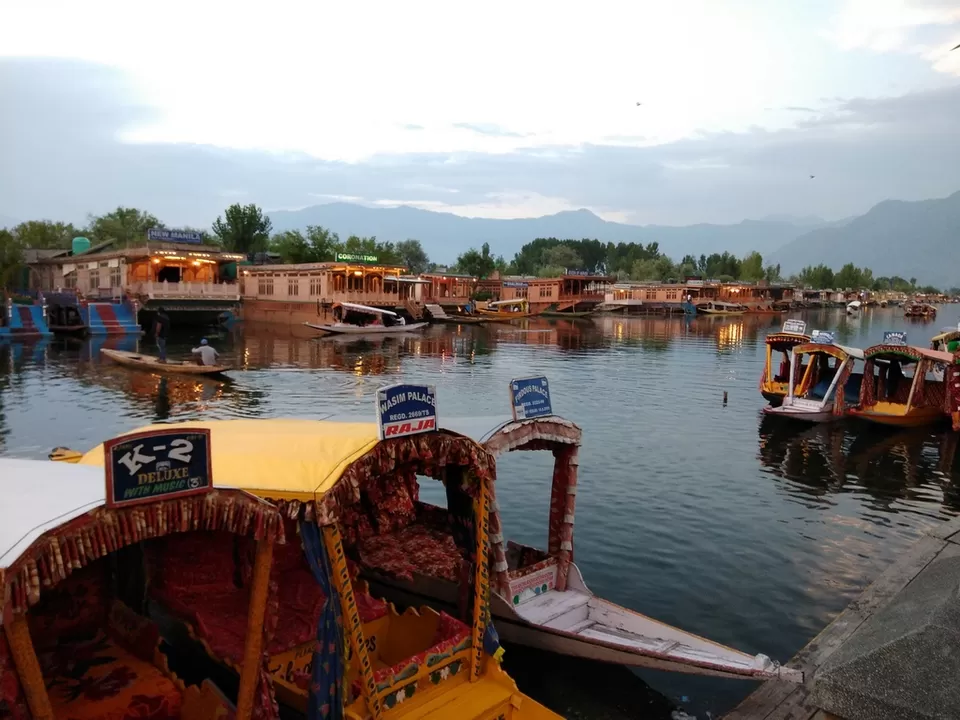 Photo of Dal Lake by Ravindra sharma