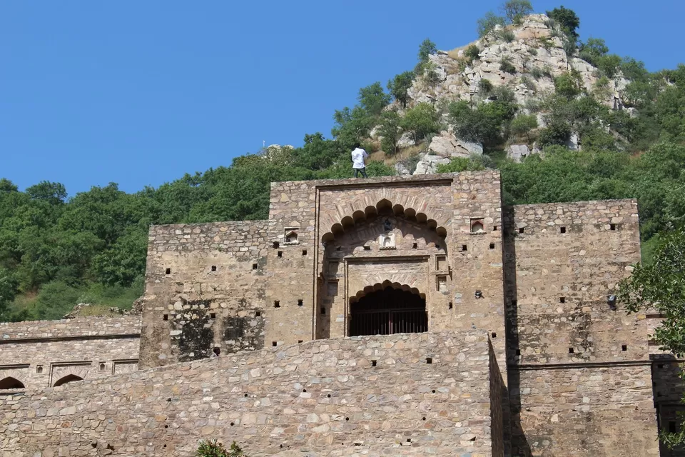 Photo of Bhangarh Fort, Bhangarh, Rajasthan, India by Ravindra sharma