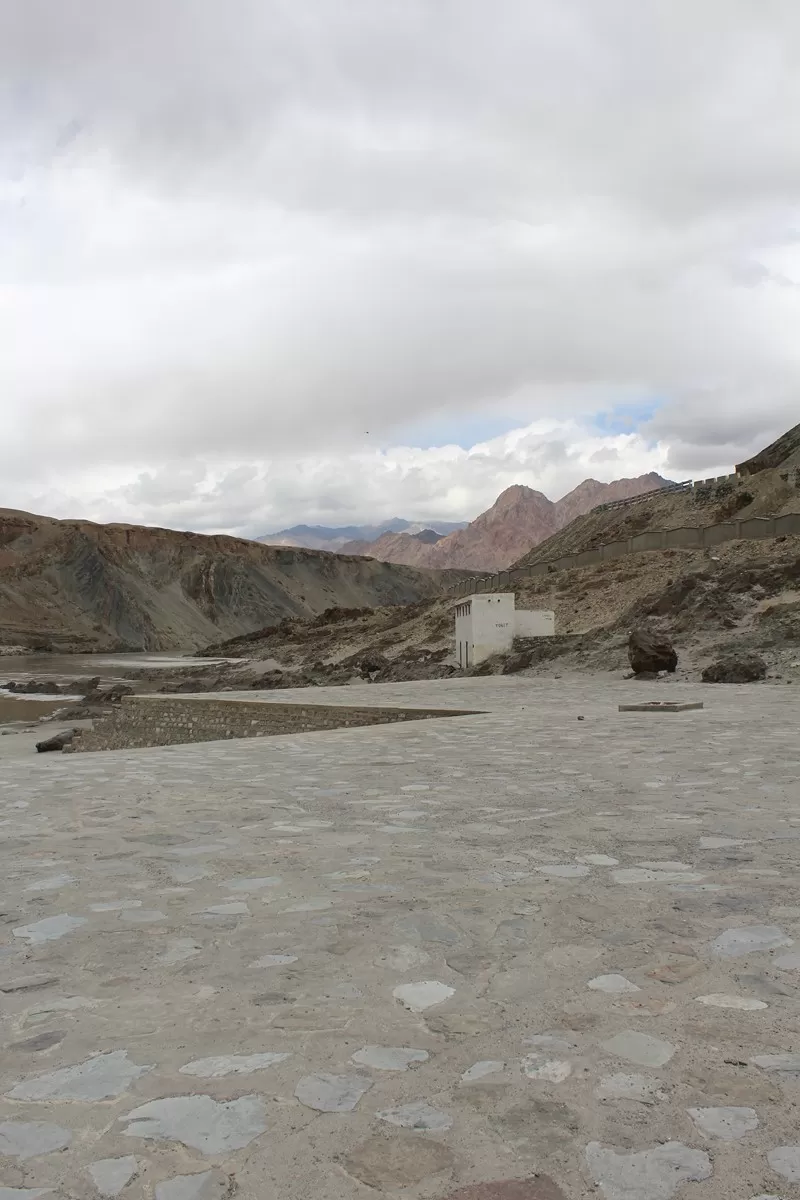 Photo of Confluence of Indus(right)and Zanskar(left) by Ravindra sharma