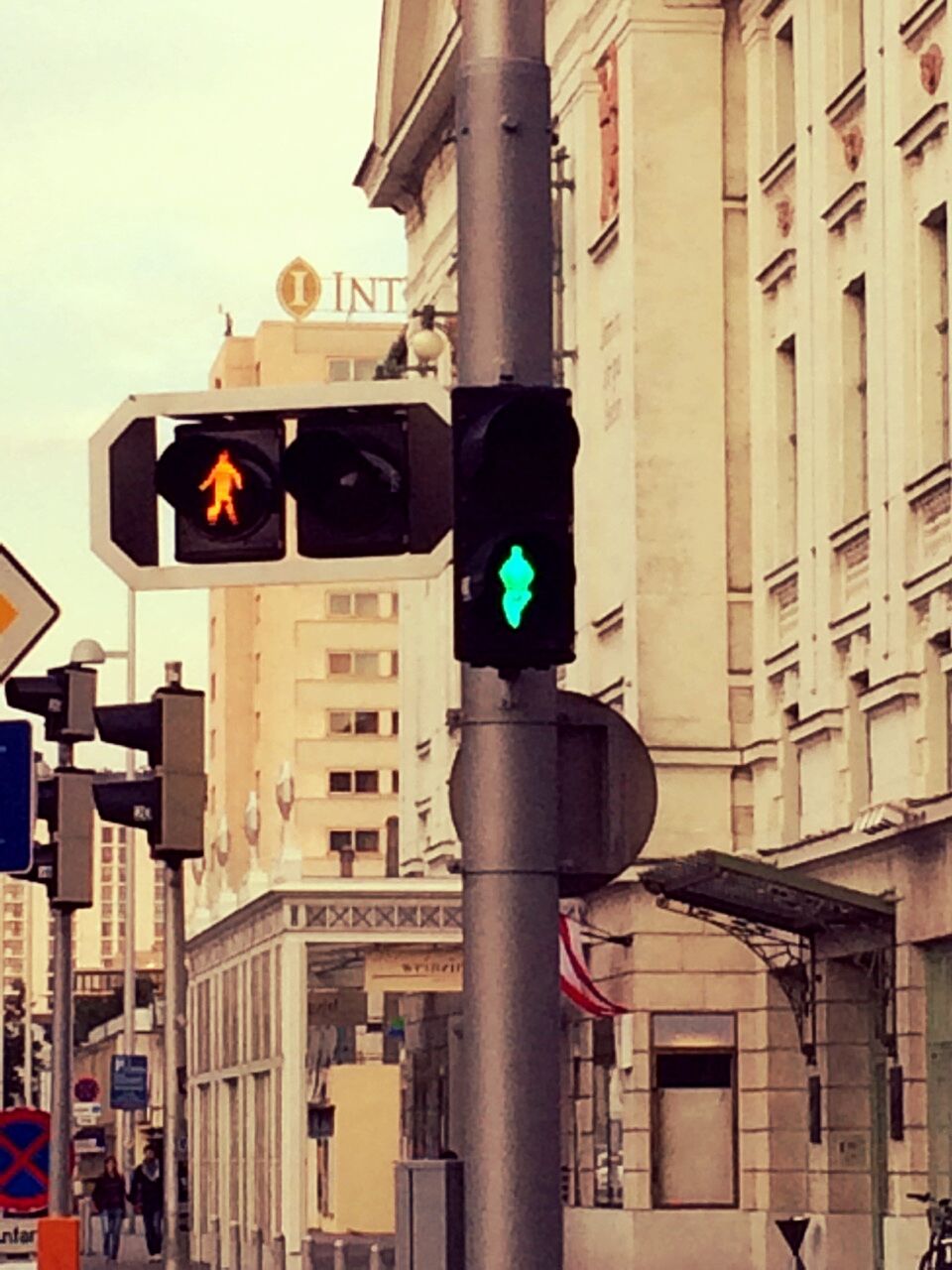 Photo of Cross or not to cross the road for lesbians or gays (Viena) 5/8 by Gina Kubiliūtė