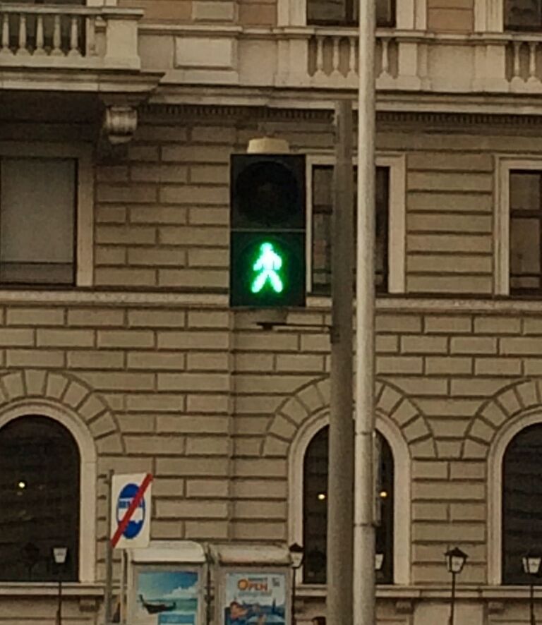 Photo of Cross or not to cross the road for lesbians or gays (Viena) 7/8 by Gina Kubiliūtė