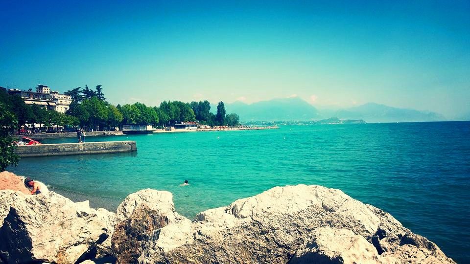Photo of Open air market and good shopping in front of Garda Lake (Italy). 3/10 by Gina Kubiliūtė