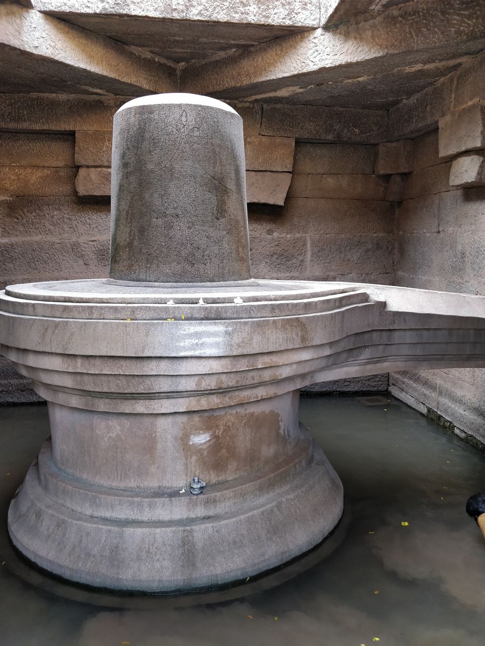 Photo of Badavilinga Temple, Hampi, Karnataka, India by Prasad Nakhawa