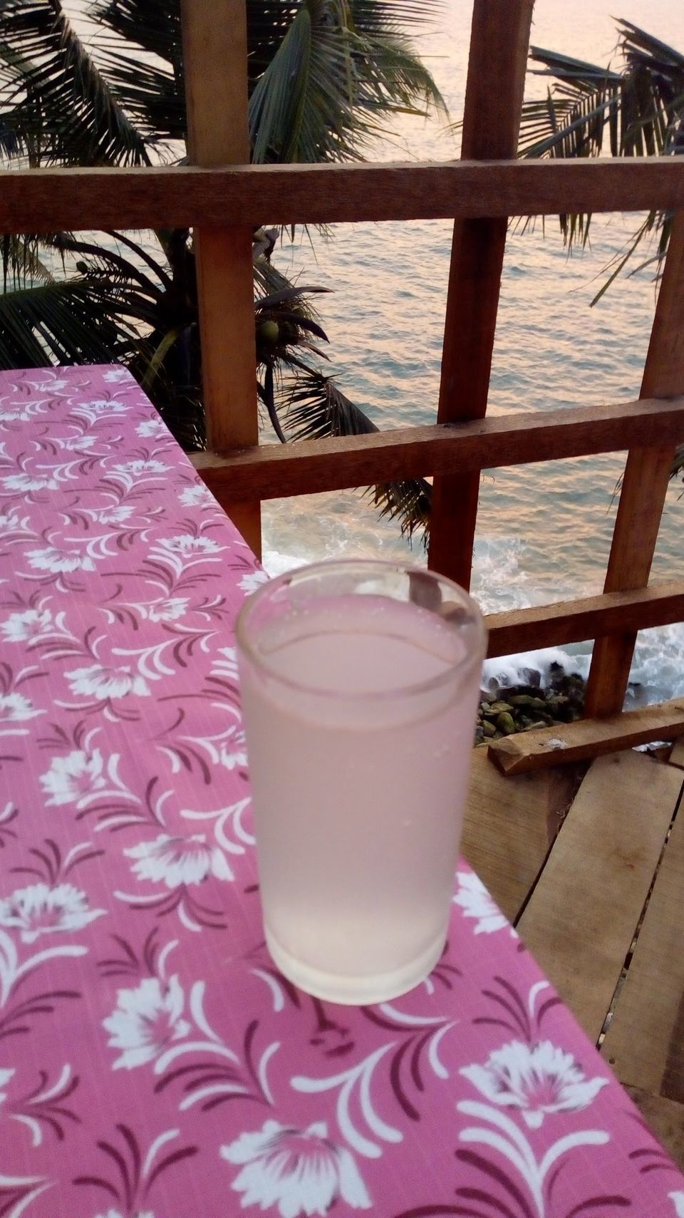 Photo of An evening at Varkala Cliff by Chaithra Kowshik