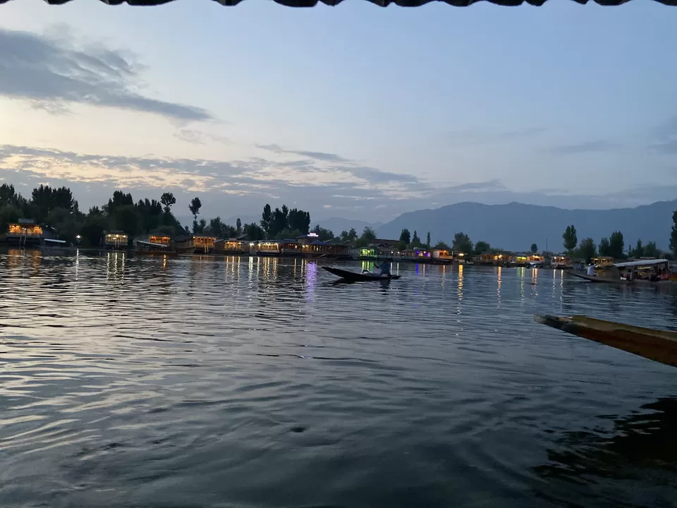 Photo of Kashmir - Heaven on Earth (cliche but don't want to use any other title) by Rinki Popli