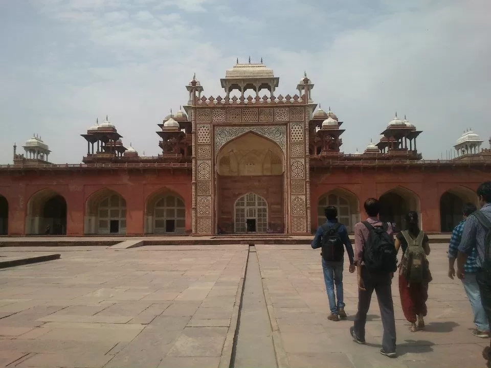 Photo of Tomb of Akbar the Great, Sikandra, Agra, Uttar Pradesh, India by Rinki Popli