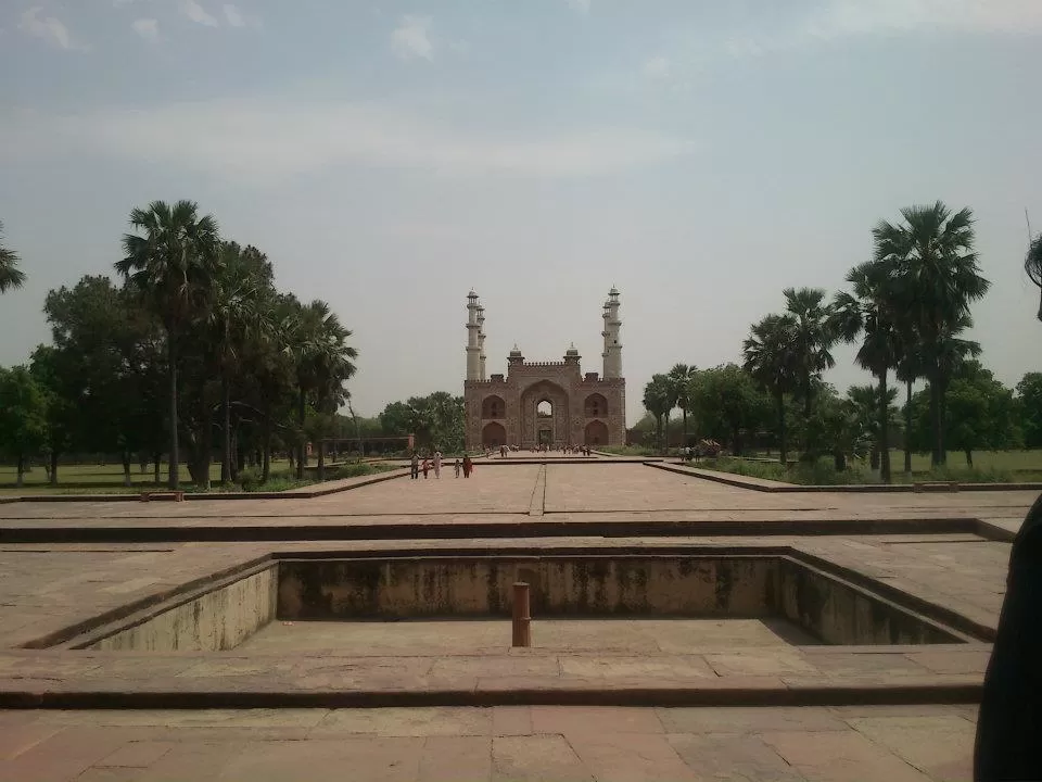Photo of Tomb of Akbar the Great, Sikandra, Agra, Uttar Pradesh, India by Rinki Popli