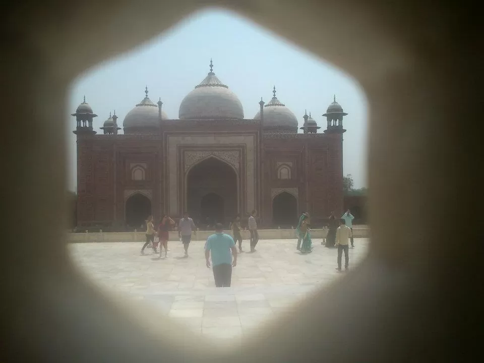 Photo of Taj Mahal, Agra, Uttar Pradesh, India by Rinki Popli