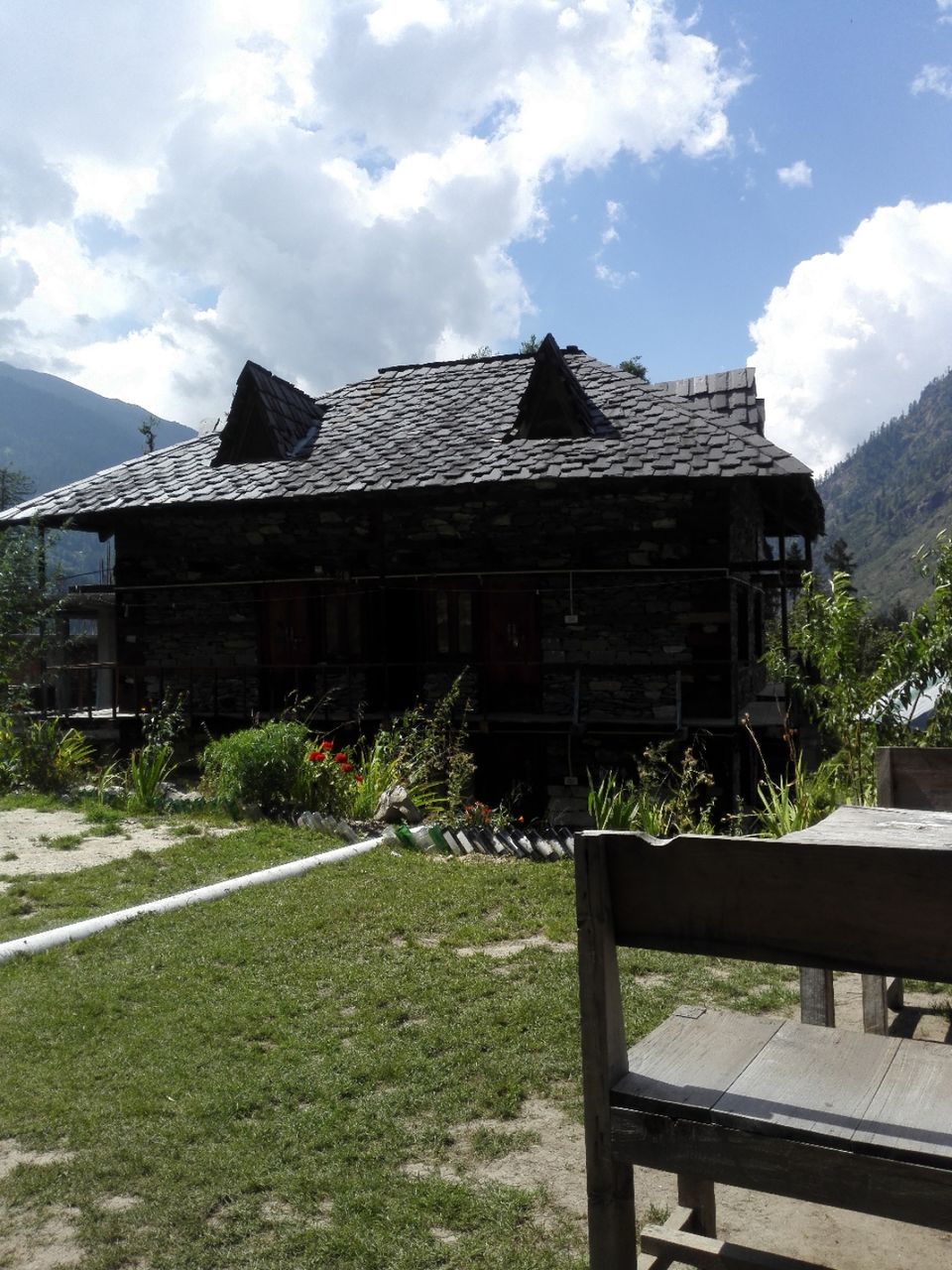 Photo of parvati Valley, Khir Ganga, Himachal Pradesh, India by ashi.gupta77