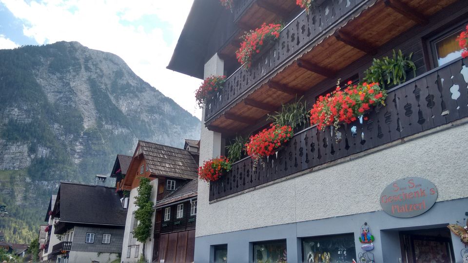 Photo of Hallstatt, Austria by Swati Keshri