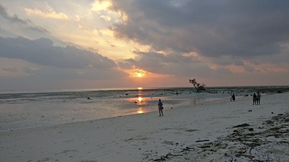 Photo of Kala Pathar Beach, Andaman and Nicobar Islands, India by Swati Keshri