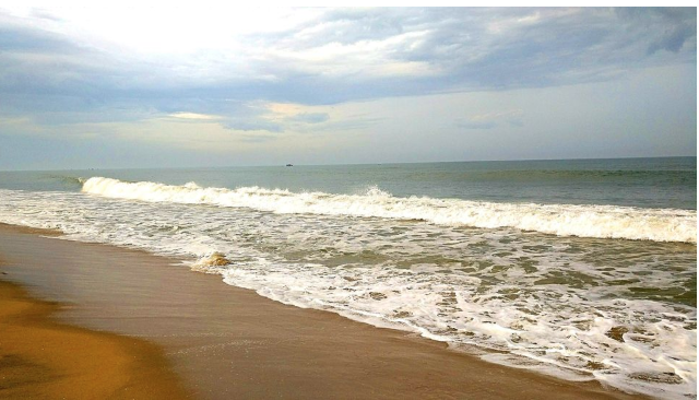 Photo of Auro Beach, Bommayapalayam, Tamil Nadu, India by Swati Keshri