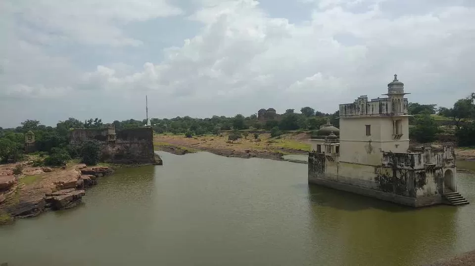 Photo of Padmini Mahal, Chittorgarh Fort Village, Chittorgarh, Rajasthan, India by Swati Keshri