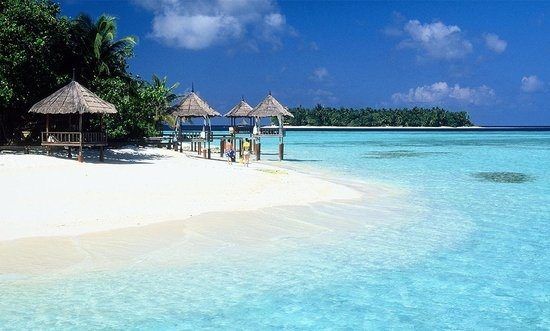 Photo of Why you should consider going to Maldives for your next vacation. by Shaunak Bhattacharjee