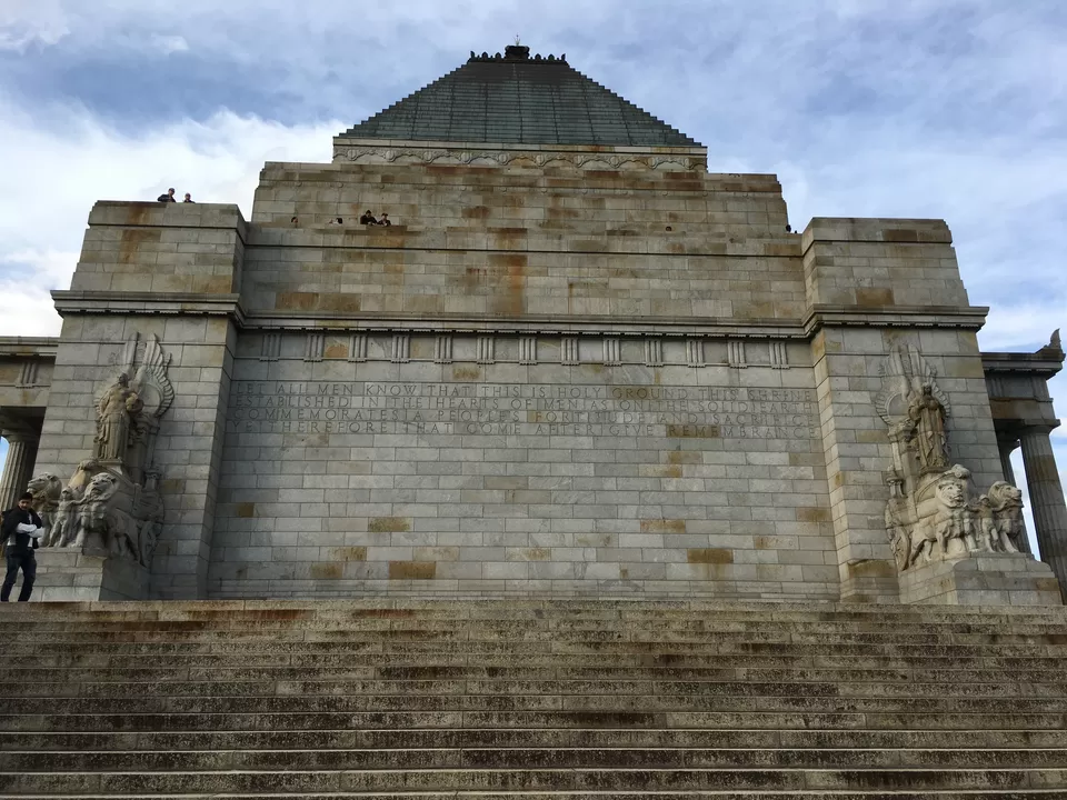 Photo of Shrine of Remembrance, Melbourne VIC, Australia by SOHFI HAMID