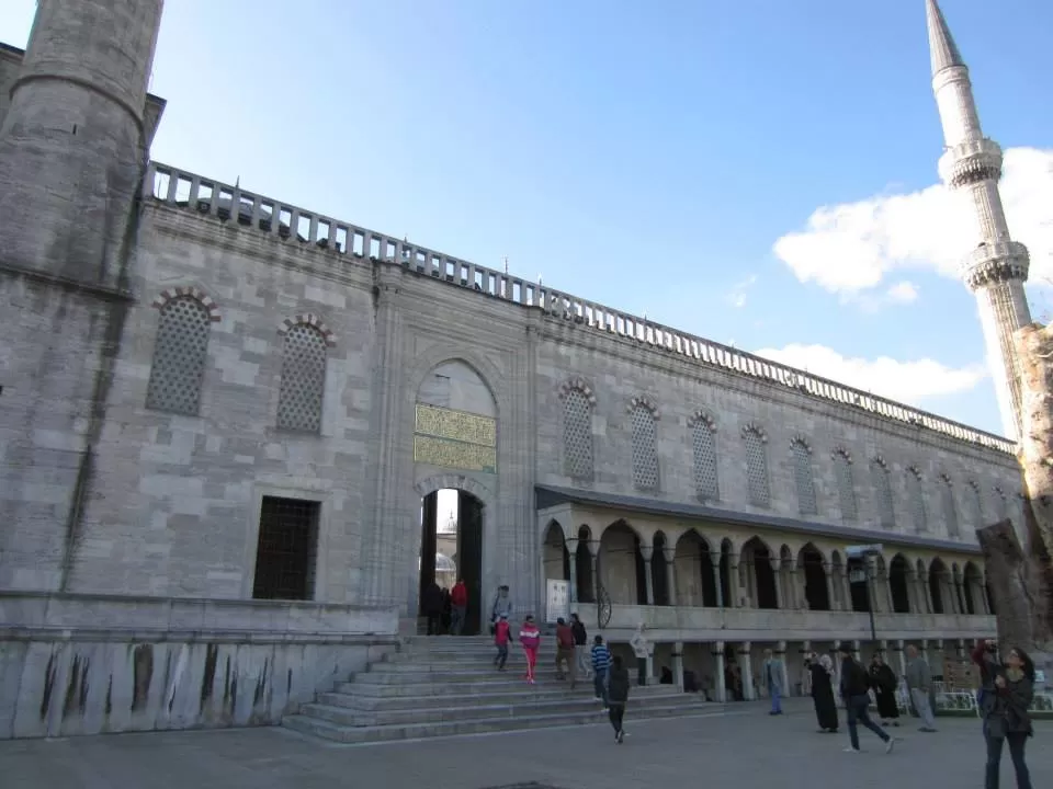 Photo of Sultan Ahmet Mahallesi, The Blue Mosque, Atmeydanı Caddesi, Fatih/Istanbul, Turkey by SOHFI HAMID