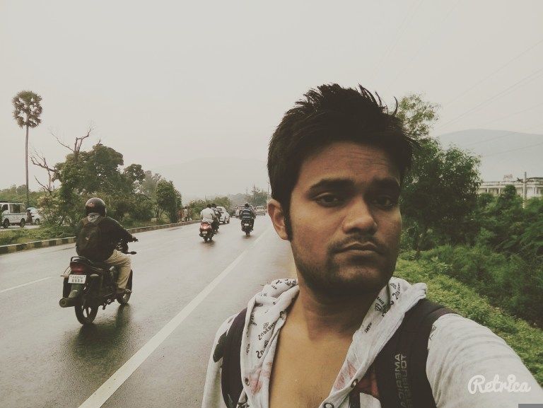 Photo of Hitchhiking 600 Kilometers: My First Observations - The Travel Banjara 4/5 by Somnath Verma