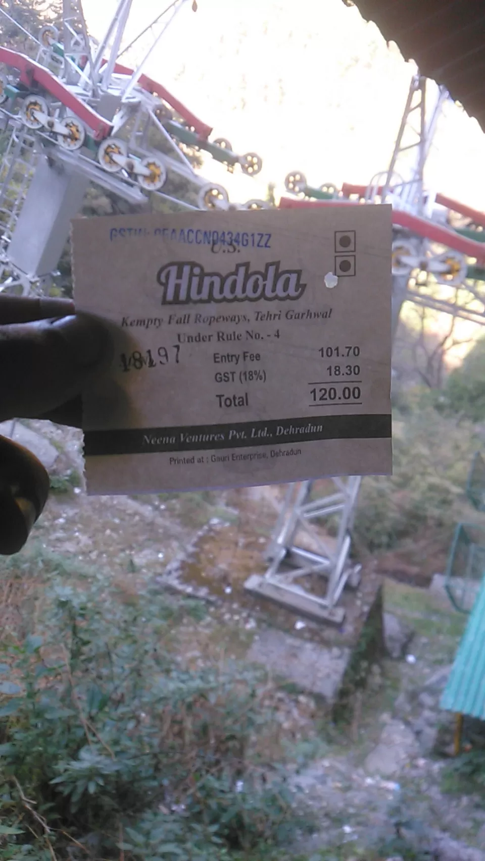 Photo of Mussoorie, Uttarakhand, India by Ashish Koul