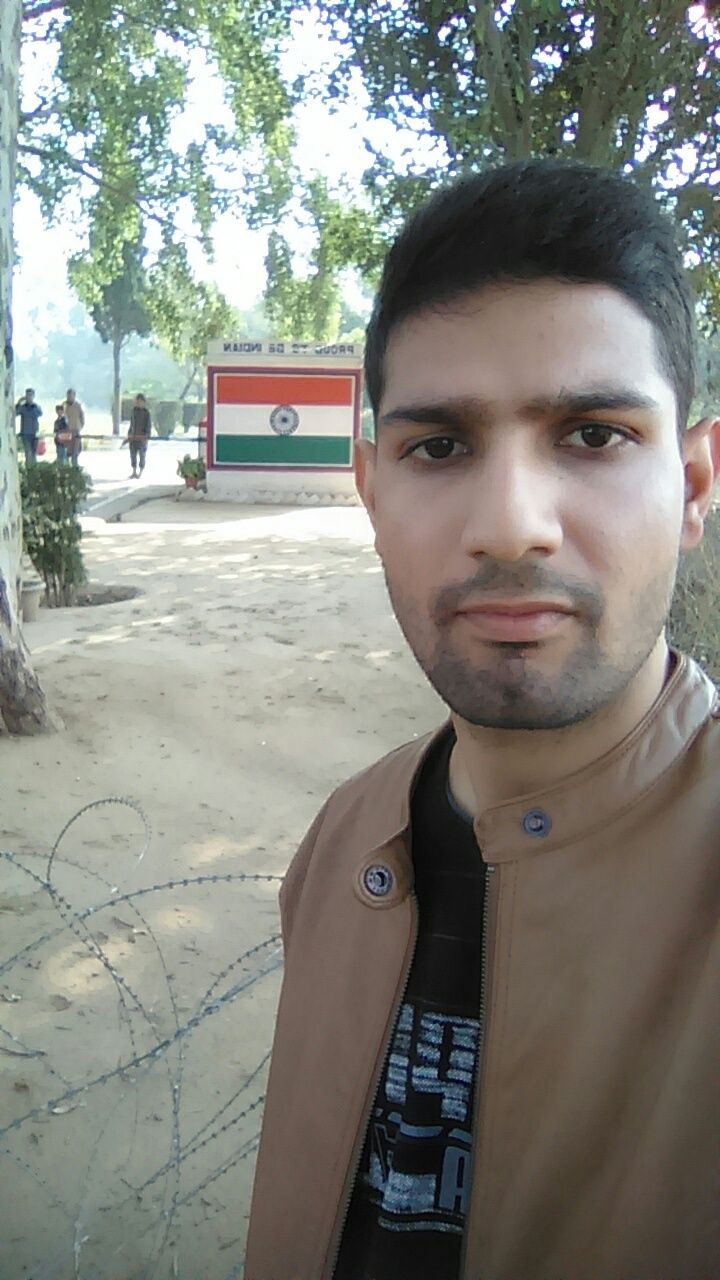 Photo of TOURIST SPOT during the day & BATTLE GROUND in the night (INDIA-PAKISTAN border,Suchetgarh-J&K) by Ashish Koul
