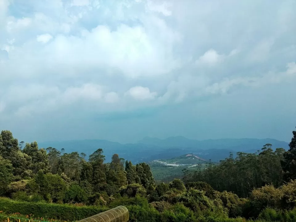 Photo of Doddabetta Peak, Tamil Nadu by Heena Kohli