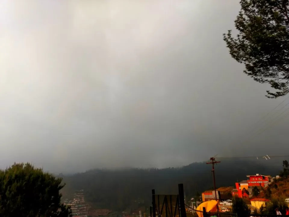Photo of Commercial Road, Upper Bazaar, Ooty, Tamil Nadu, India by Heena Kohli