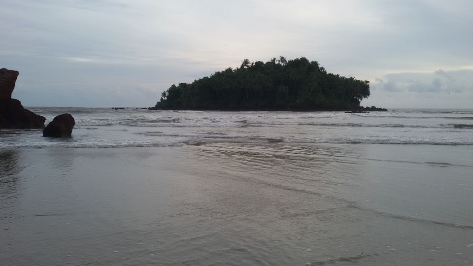 Photo of One day trip to Dharmadam Island, Thalassery, Kerala by Jobin Thannippara
