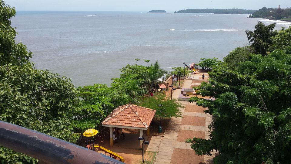 Photo of One day trip to Dharmadam Island, Thalassery, Kerala by Jobin Thannippara