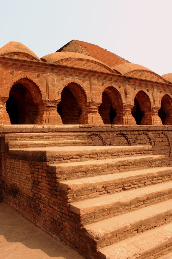 Photo of Bishnupur: The land of Terracotta Temples 3/11 by Kaveri Mayra