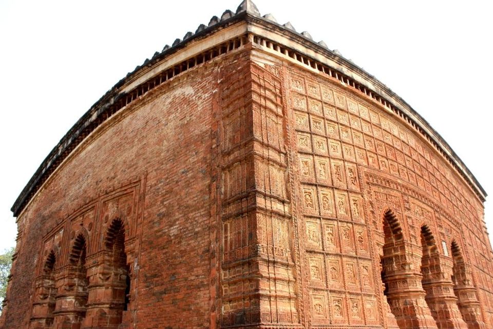 Photo of Bishnupur: The land of Terracotta Temples 2/11 by Kaveri Mayra