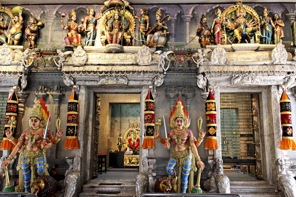 Photo of Sri Veeramakaliamman Temple Serangoon Road Singapore by Suprita Mitter